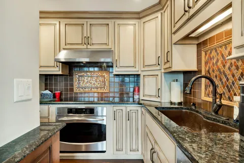 $480,000 | 1414 Continental Drive, Unit 1201, Chattanooga, TN 37405