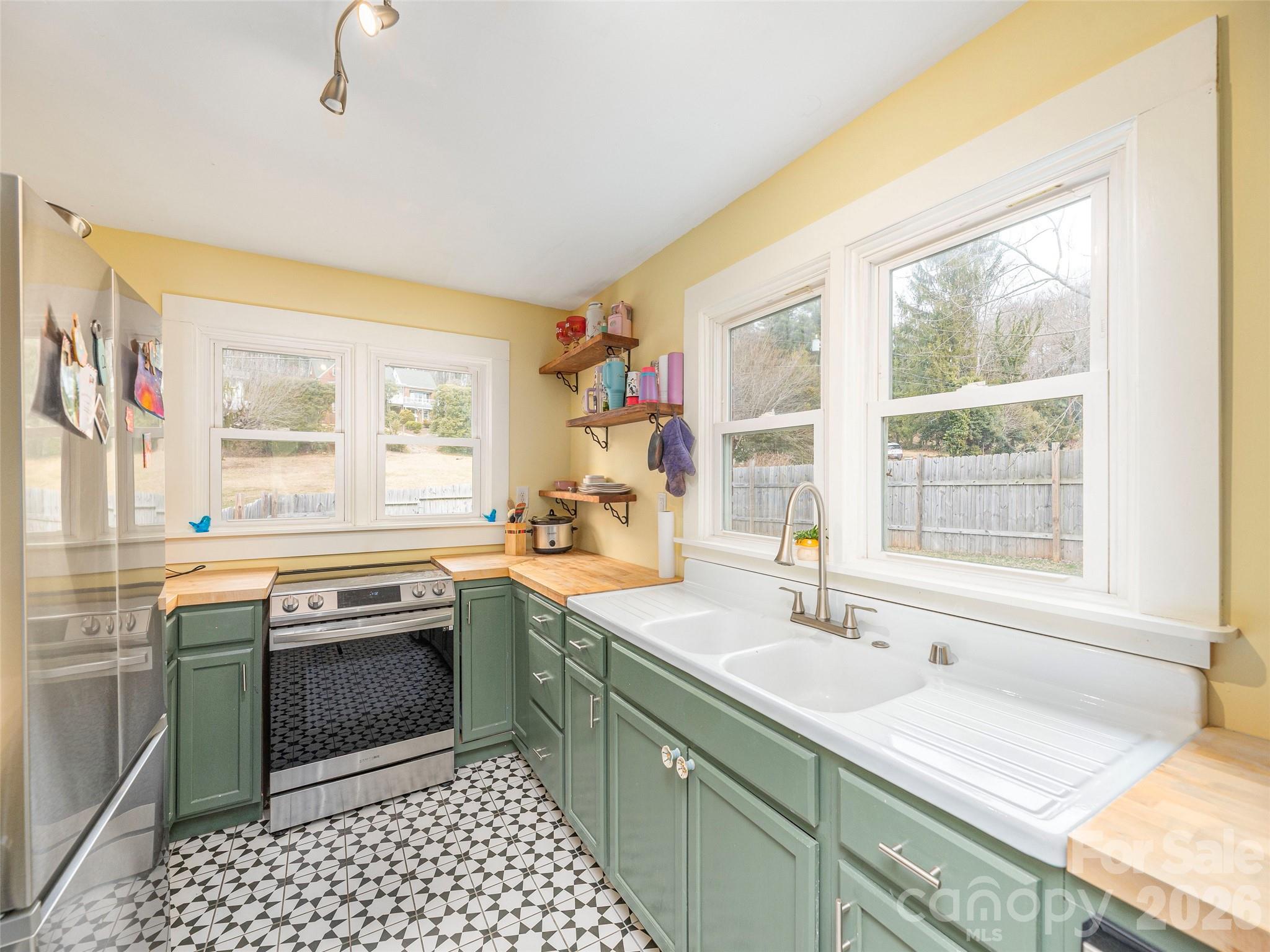 132 Maxwell Street Waynesville, NC 28786 - Photo 9 of 22