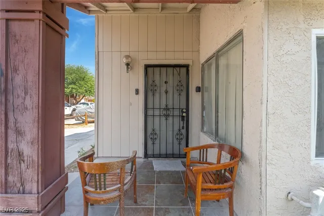 $315,500 | 108 Sirnoble Street, Las Vegas, NV 89110