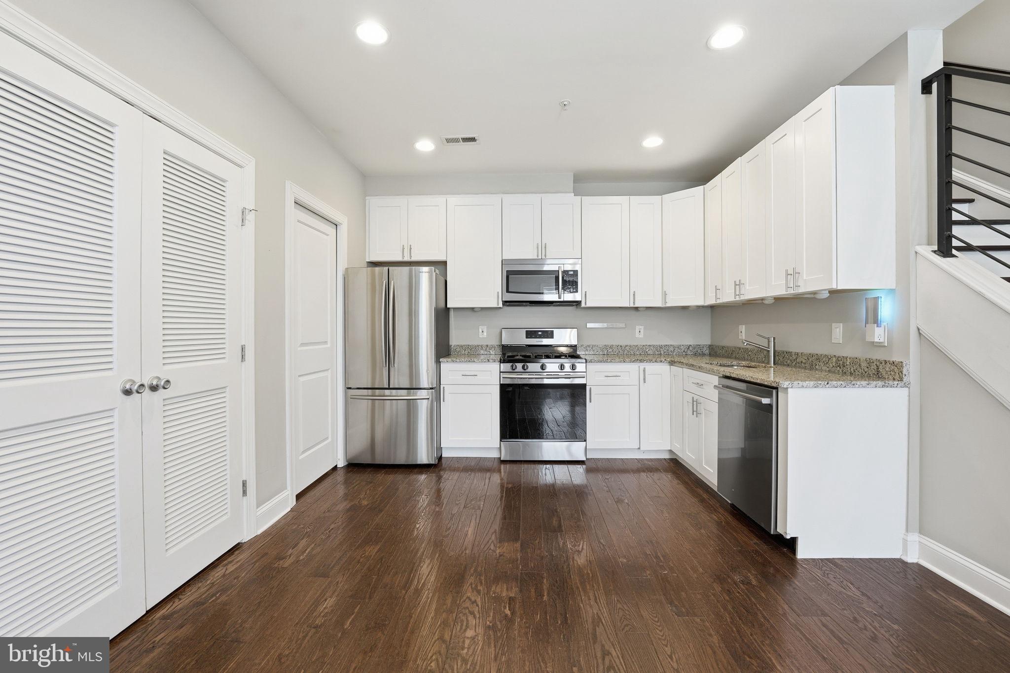 1018 13th Street Southeast, Unit 2 Washington, DC 20003 - Photo 4 of 10