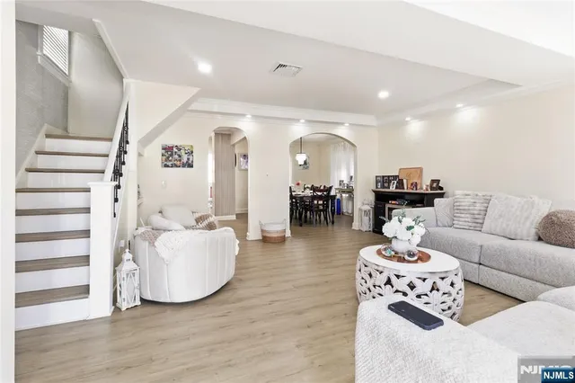 $575,000 | 273 East 6th Street, Clifton, NJ 07011