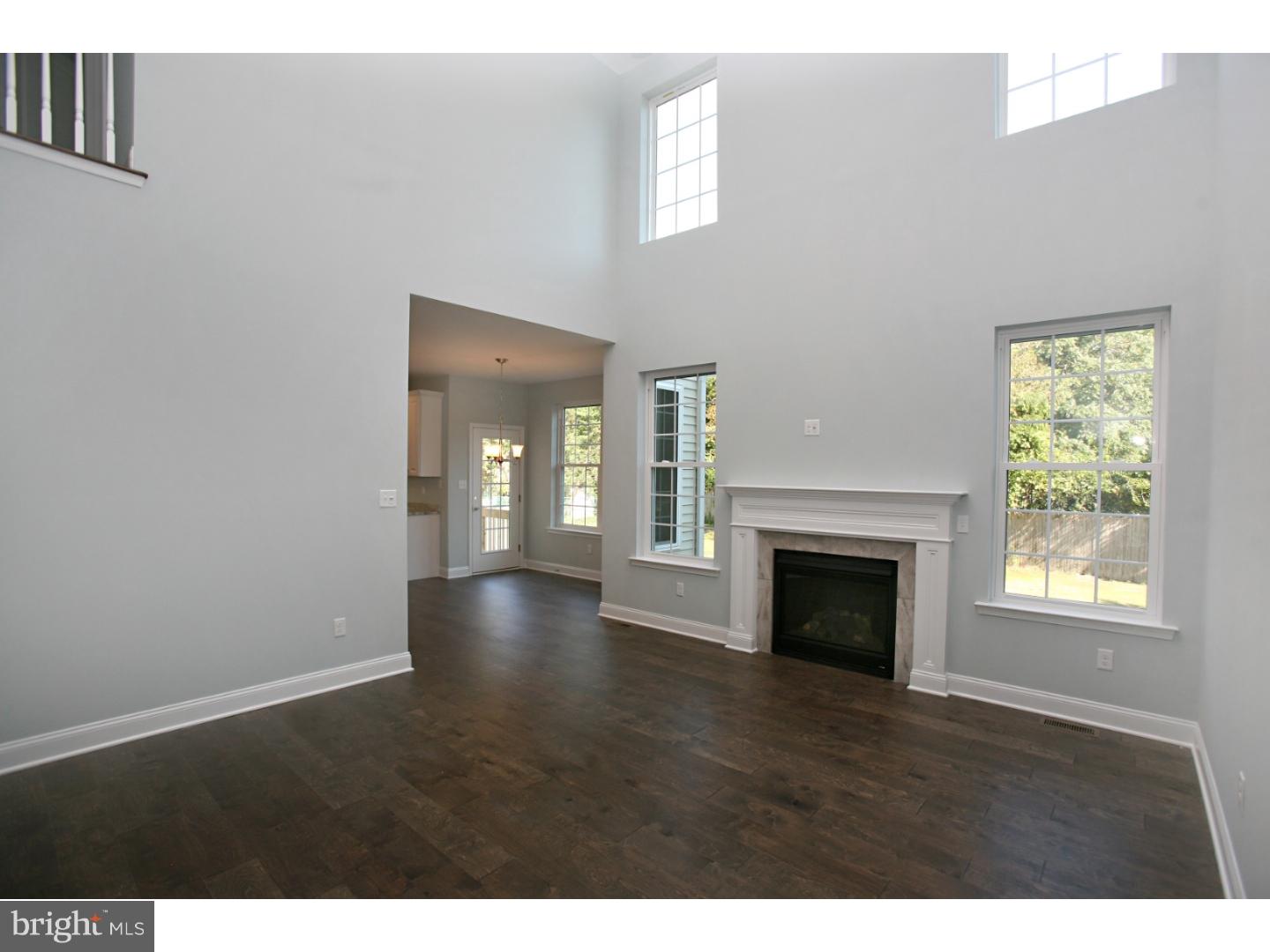 43 Jackson Road Berlin, NJ 08009 - Photo 3 of 25 Gallery Image 3