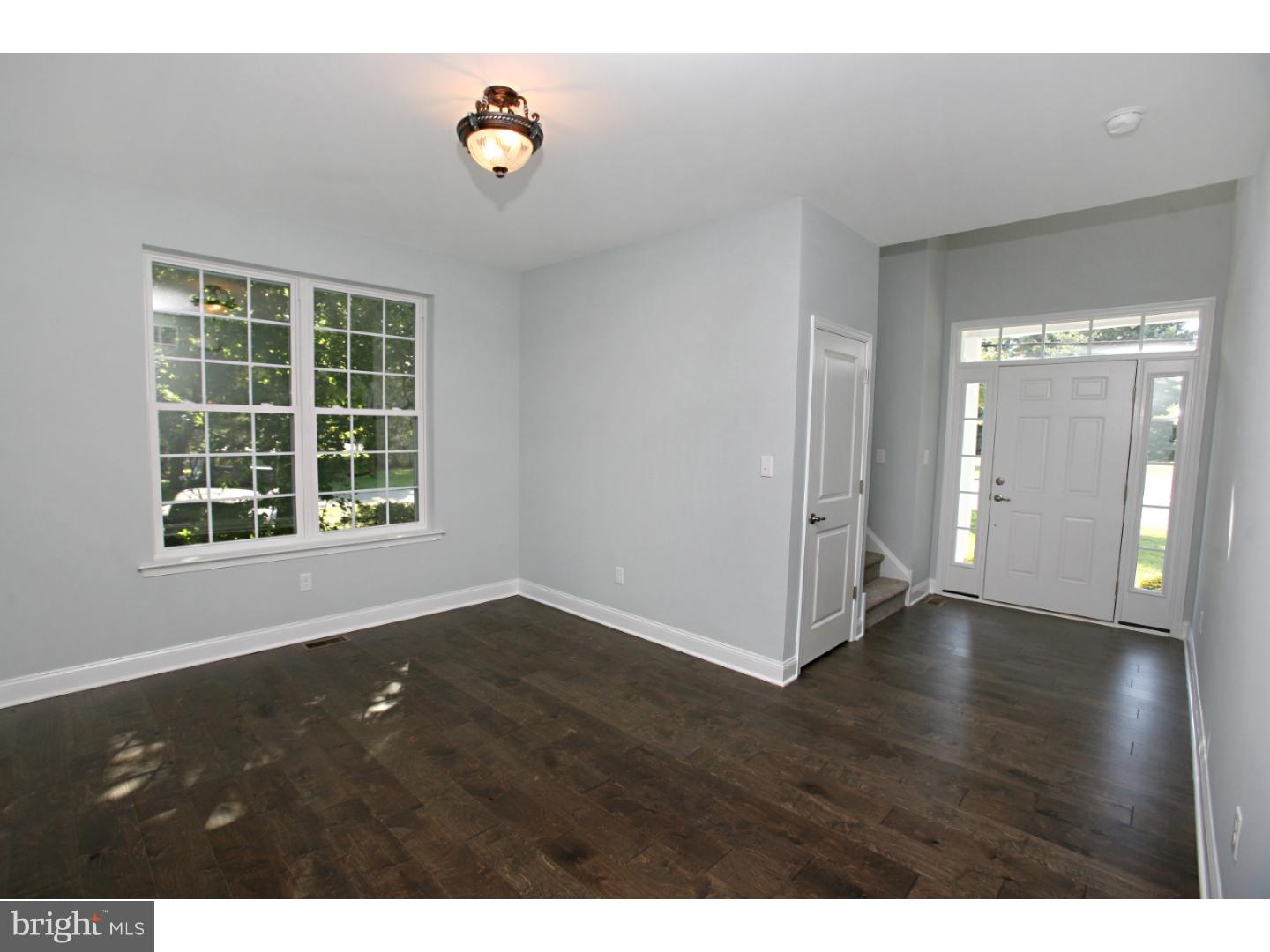 43 Jackson Road Berlin, NJ 08009 - Photo 8 of 25 Gallery Image 8