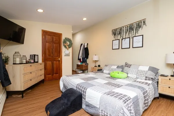 $699,900 | 8 Old Fisher Lane, Walpole, MA 02081