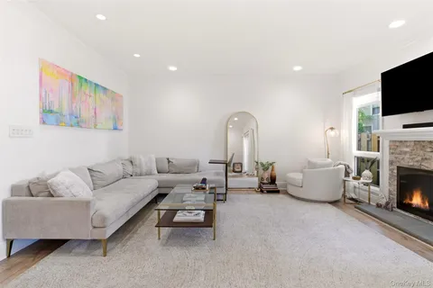 $965,000 | 67 Villas Circle, Melville, NY 11747