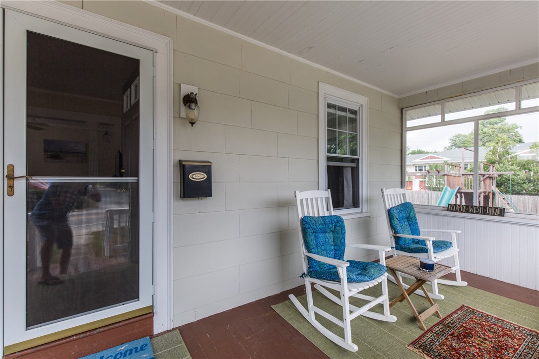 1053 West Shore Road Warwick, RI 02889 - Photo 5 of 36