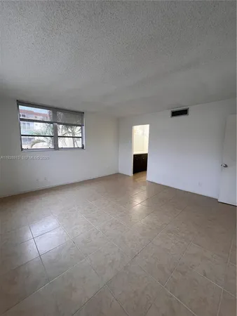 a view of empty room with window