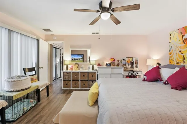 $399,900 | 560 East Falconry Court, Hernando, FL 34442