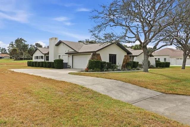$399,900 | 560 East Falconry Court, Hernando, FL 34442