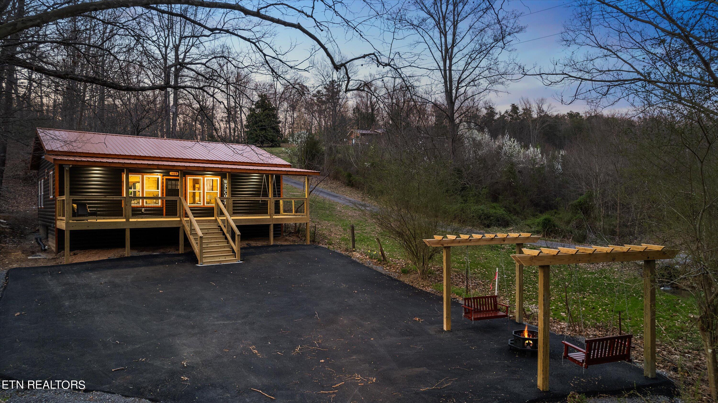 1469 North Newcomb Hollow Road Sevierville, TN 37862 - Photo 52 of 55 63-1469 Newcomb Hollow Rd Twilight-12