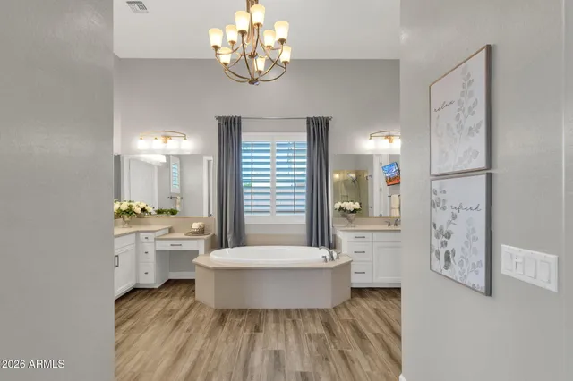 $1,799,900 | 4282 East Estrella Court, Gilbert, AZ 85296