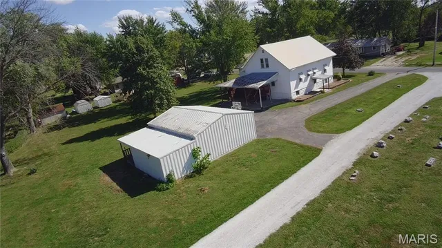 $167,400 | 412 West College Avenue, Shelbina, MO 63468