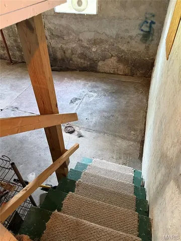 $167,400 | 412 West College Avenue, Shelbina, MO 63468