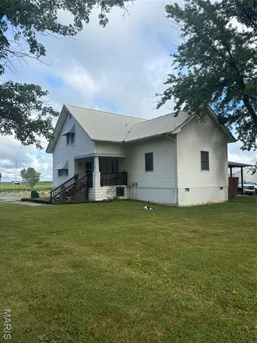 $167,400 | 412 West College Avenue, Shelbina, MO 63468