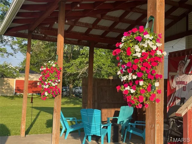 $167,400 | 412 West College Avenue, Shelbina, MO 63468