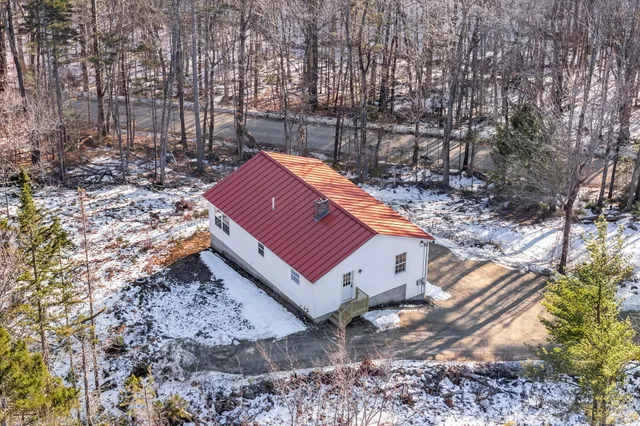 $279,900 | 14 Staples Pond Road, Temple, ME 04984
