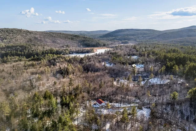 $279,900 | 14 Staples Pond Road, Temple, ME 04984