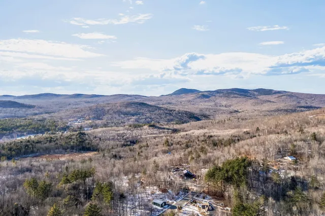 $279,900 | 14 Staples Pond Road, Temple, ME 04984