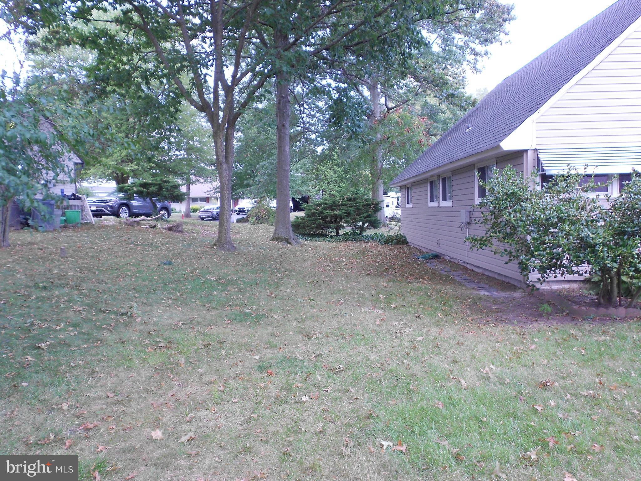 21 Full Turn Road Levittown, PA 19056 - Photo 40 of 42 Side Yard