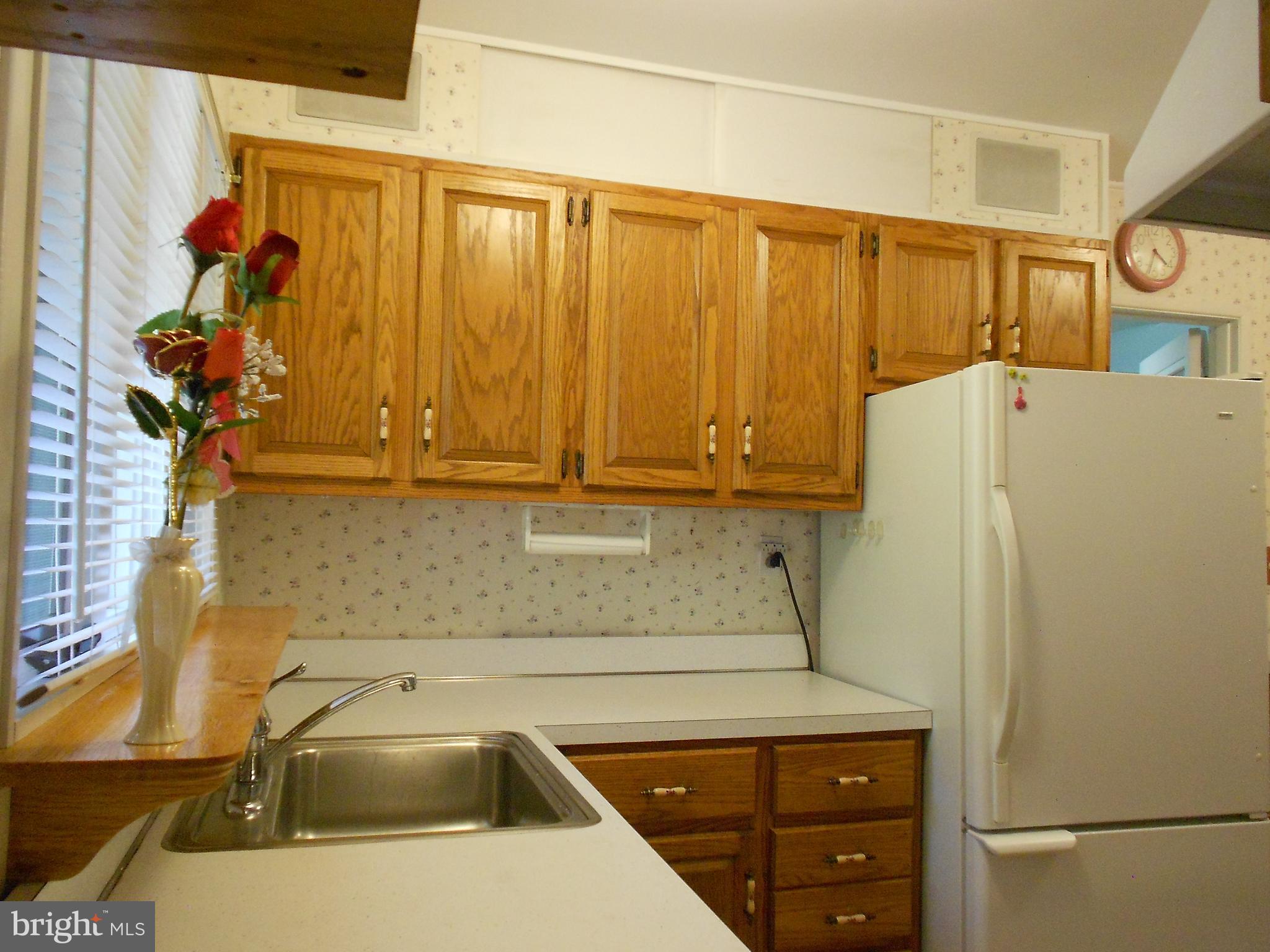 21 Full Turn Road Levittown, PA 19056 - Photo 6 of 42 Kitchen