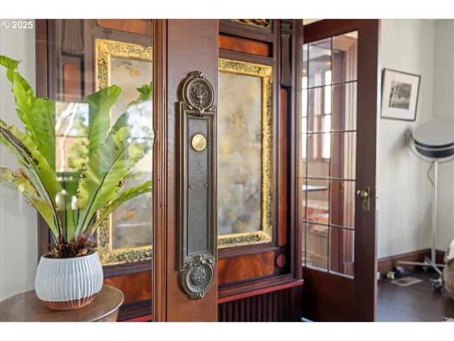 a view of an entryway