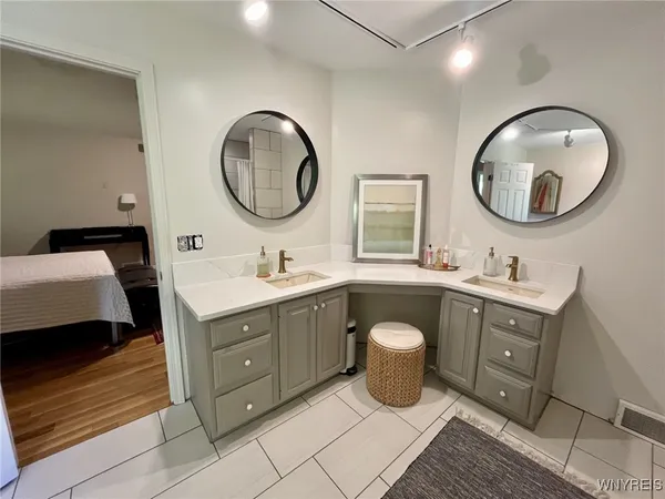 $3,200 | 219 Glenridge Road, East Aurora, NY 14052