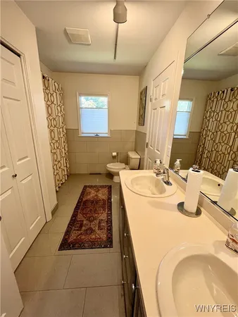 $3,200 | 219 Glenridge Road, East Aurora, NY 14052