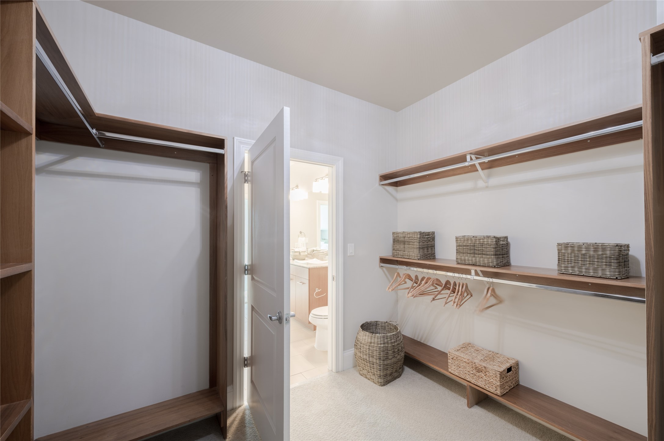 5927 Almeda Road, Unit 22903 Houston, TX 77004 - Photo 8 of 13 a view of storage and utility room