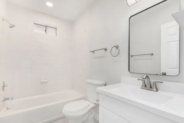 $2,550 | 4316 East Rose Marie Lane, Phoenix, AZ 85032