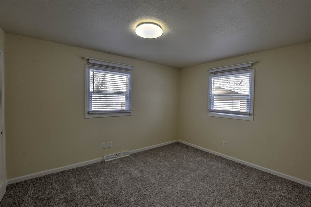 1528 Taylor Street Decatur, IL 62526 - Photo 14 of 21