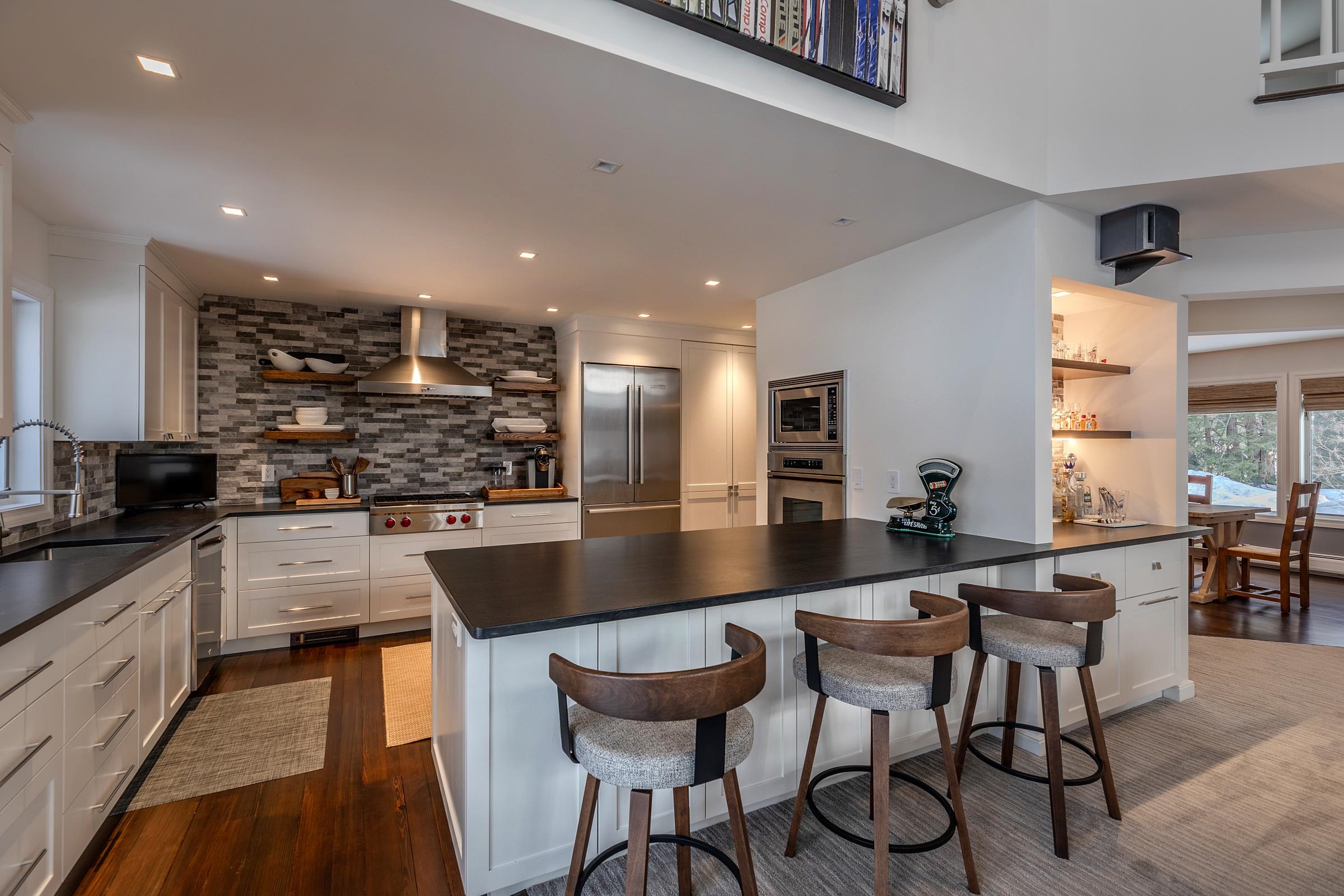 3 Linscott Road Winhall, VT 05340 - Photo 17 of 53