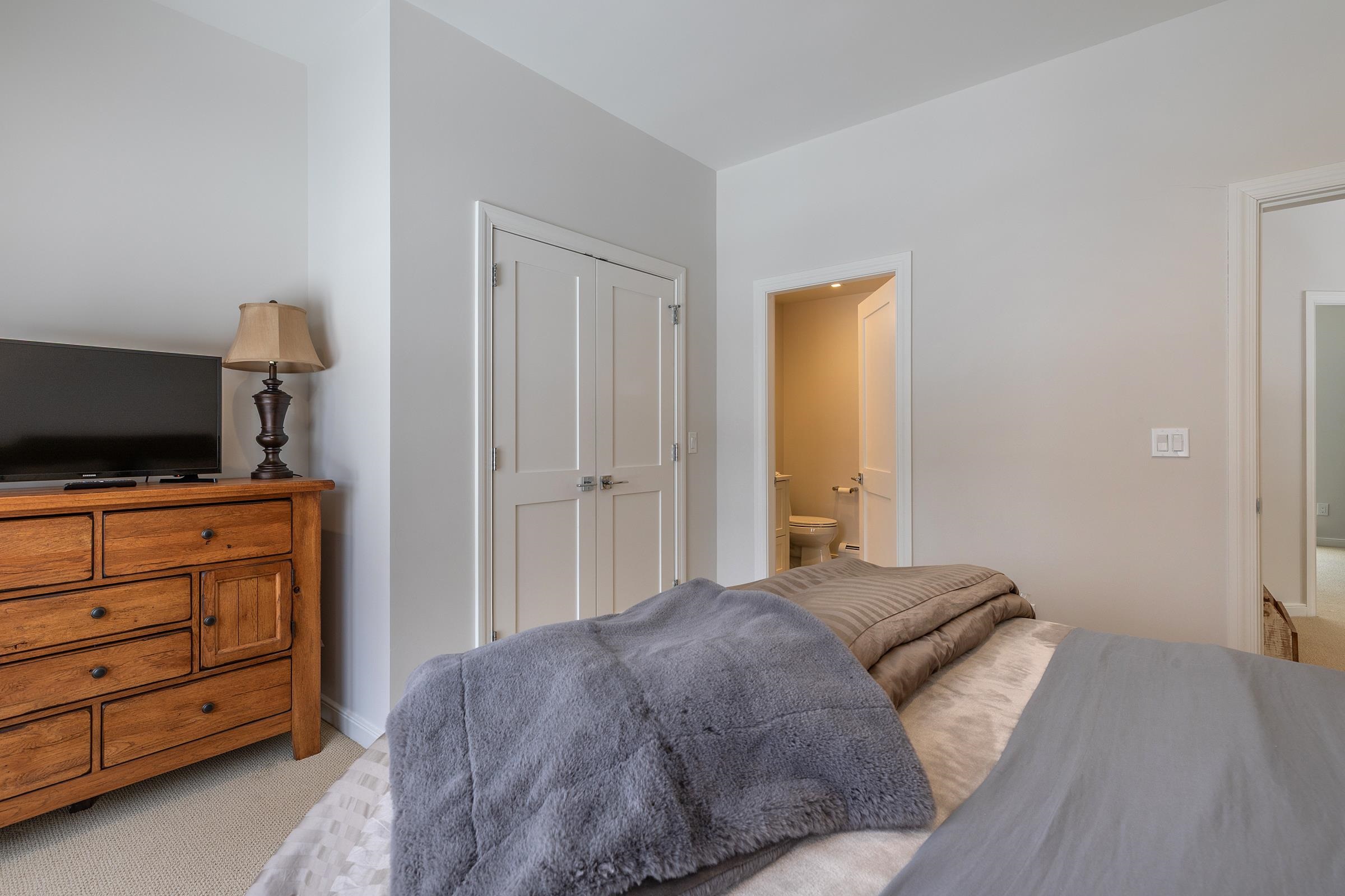 3 Linscott Road Winhall, VT 05340 - Photo 39 of 53