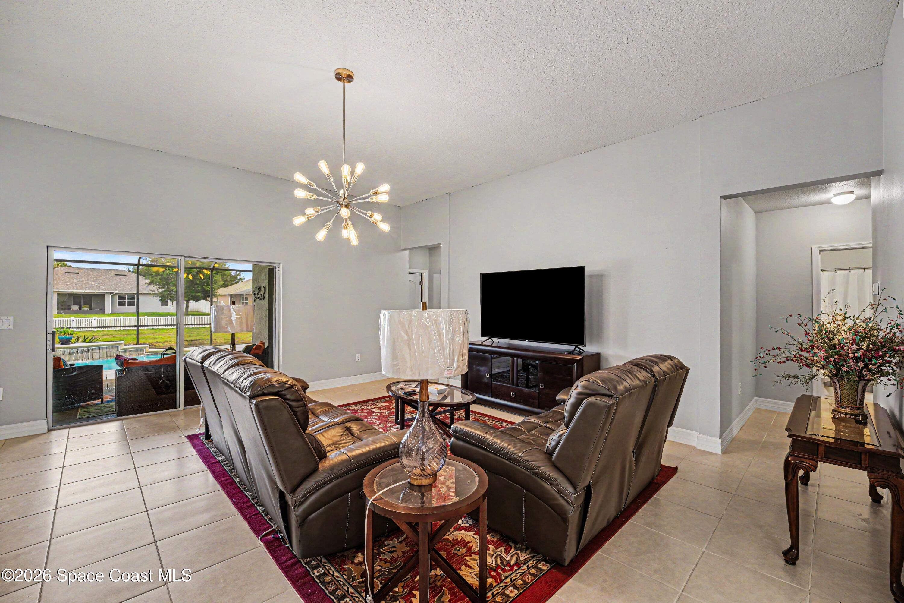 1025 Morgan Circle Northeast Palm Bay, FL 32905 - Photo 9 of 43 007_file_9547