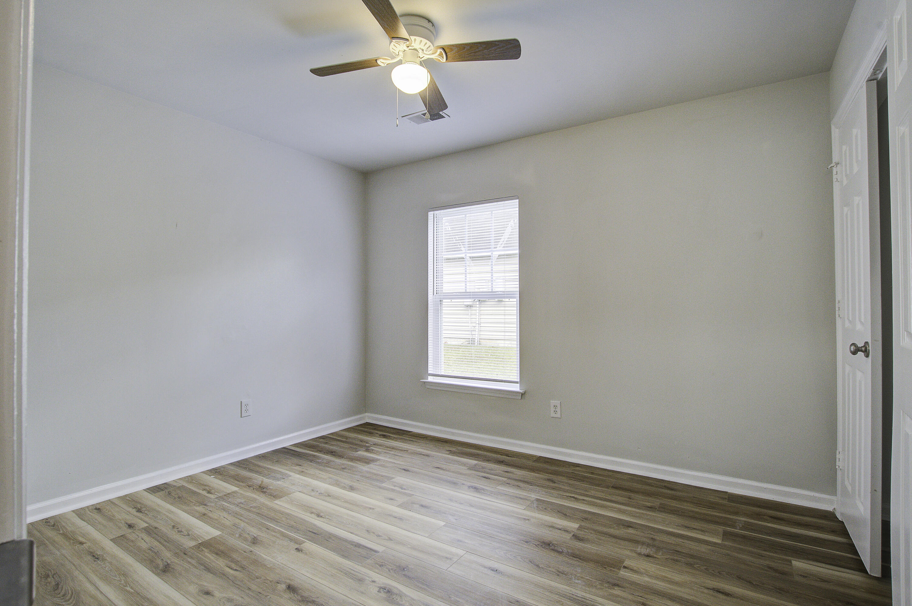 118 Malibu Road Summerville, SC 29483 - Photo 14 of 31 118 (13)