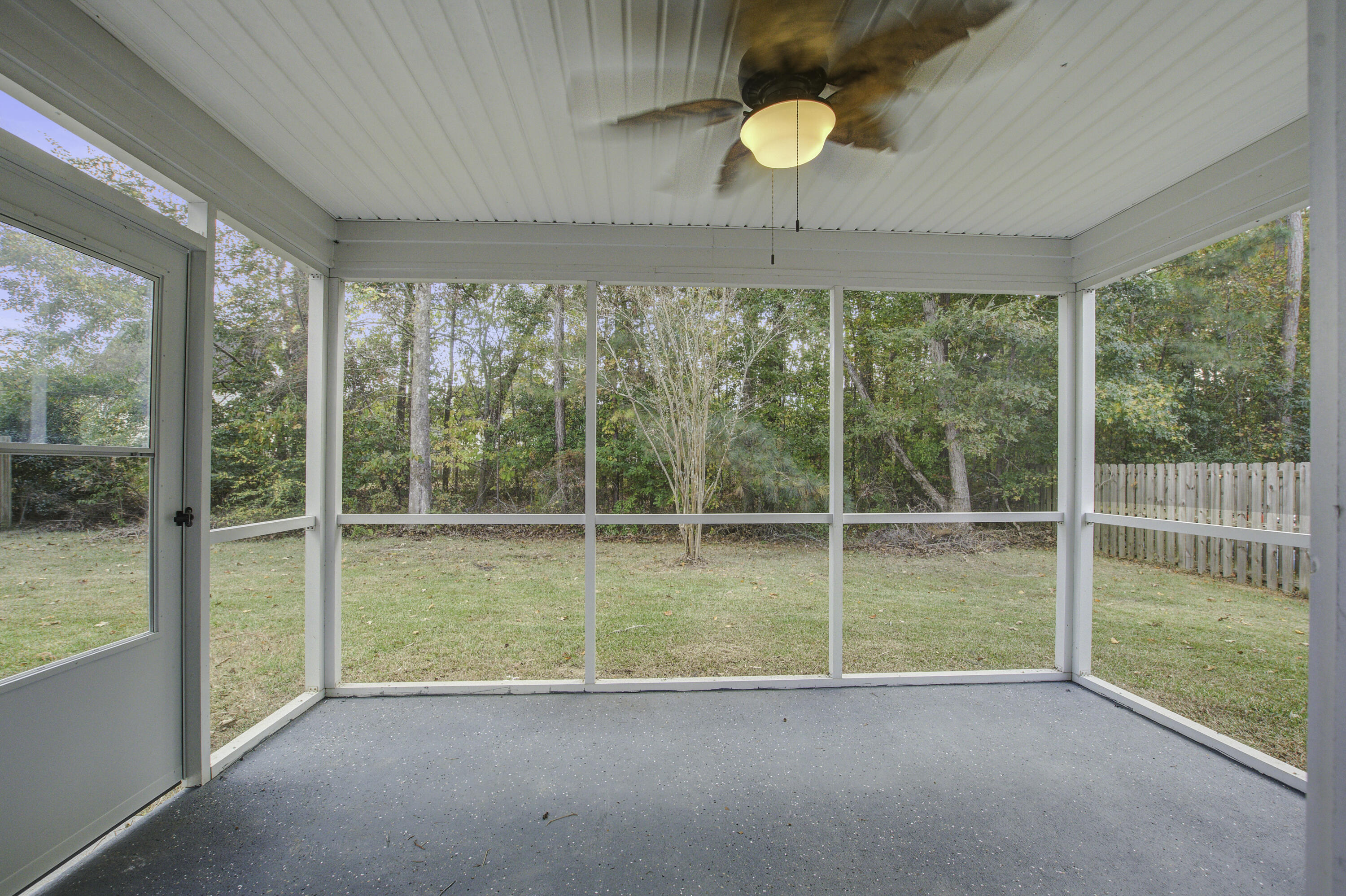 118 Malibu Road Summerville, SC 29483 - Photo 26 of 31 118 (25)