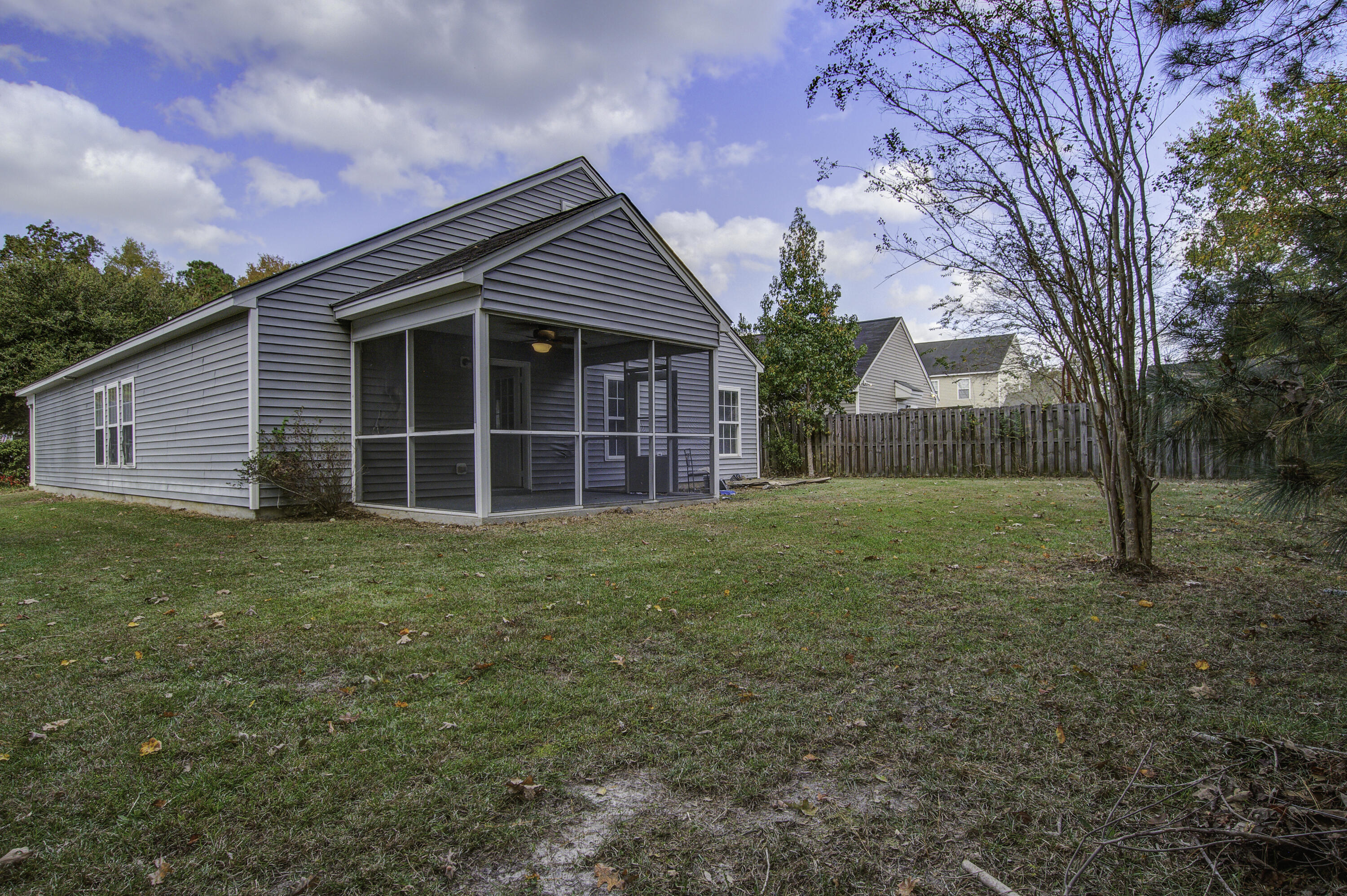 118 Malibu Road Summerville, SC 29483 - Photo 28 of 31 118 (27)