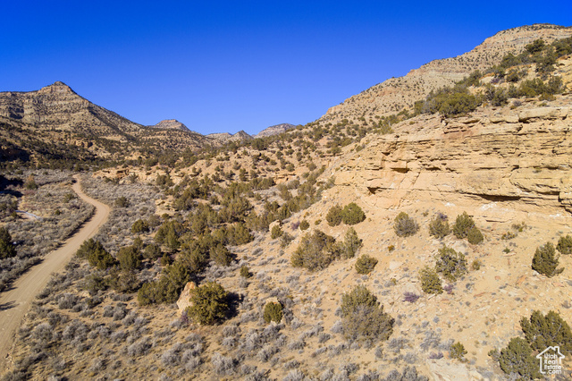 3366 North Thompson Cyn Road Green River, UT 84525 - Photo 15 of 35 View of mountain feature