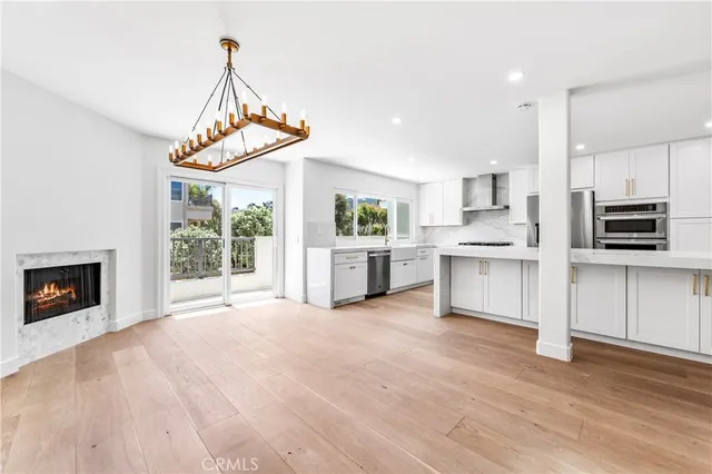 $1,425,000 | 19315 Brooktrail Lane, Huntington Beach, CA 92648