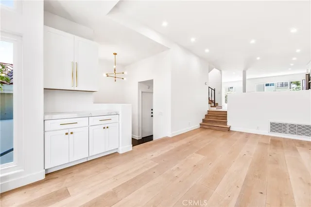 $1,425,000 | 19315 Brooktrail Lane, Huntington Beach, CA 92648