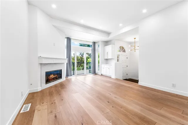 $1,425,000 | 19315 Brooktrail Lane, Huntington Beach, CA 92648