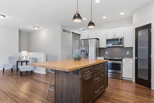 $435,000 | 2209 Greenfield Drive West, Northfield, MN 55057