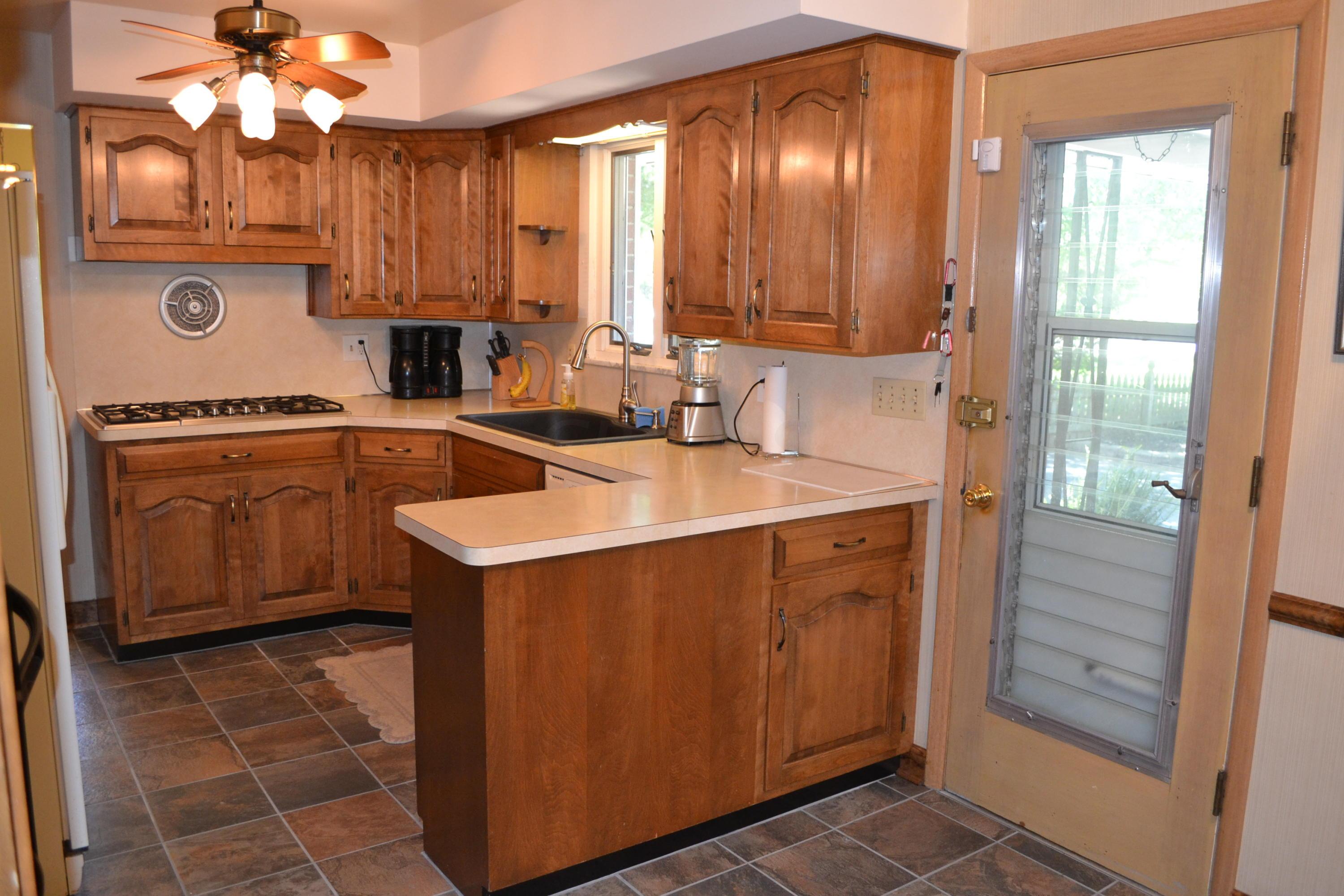 1335 Kirkley Road Upper Arlington, OH 43221 - Photo 12 of 43