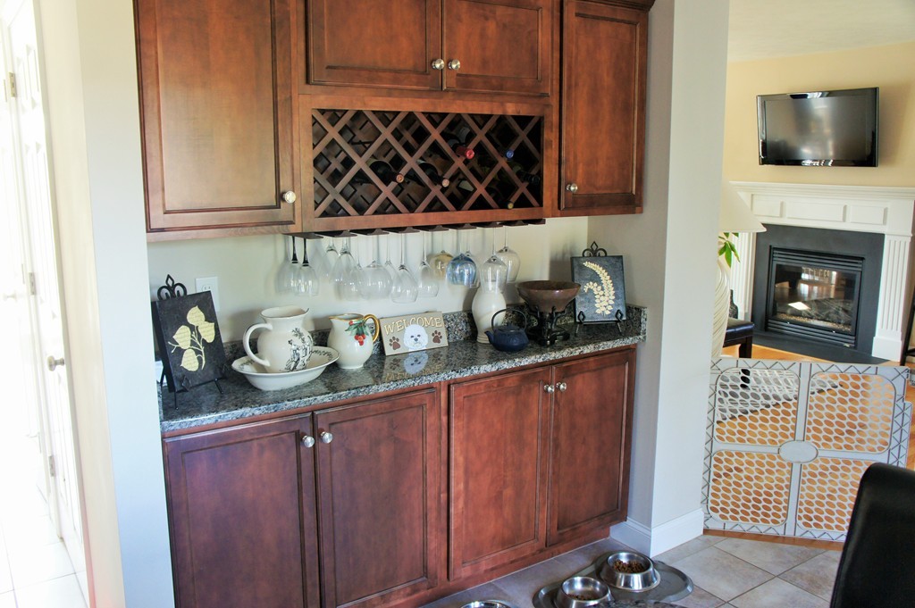 64 Cart Path Road Dracut, MA 01826 - Photo 11 of 26 Gallery Image 11