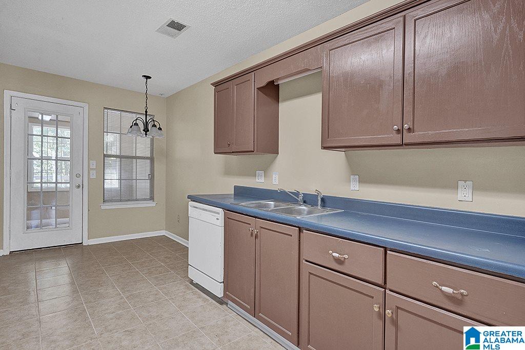 725 3rd Street Northeast Alabaster, AL 35007 - Photo 5 of 14 Gallery Image 5