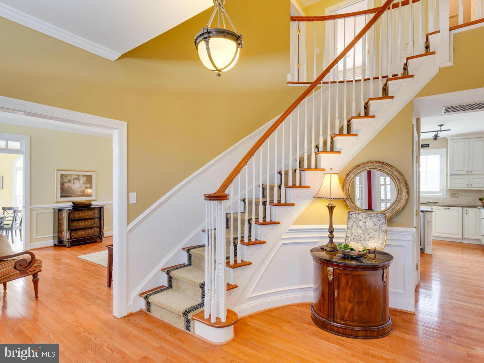 1146 Round Pebble Lane Reston, VA 20194 - Photo 3 of 29 Interior (General)