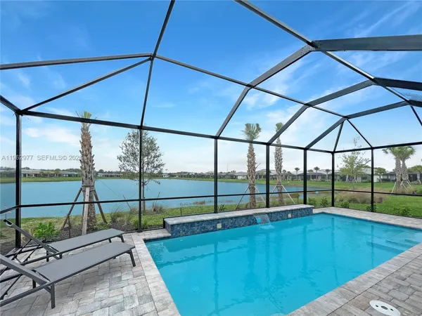 $7,800 | 2057 Yellowfin Circle, Naples, FL 34114