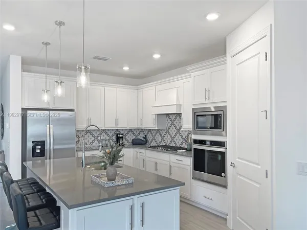 $7,800 | 2057 Yellowfin Circle, Naples, FL 34114