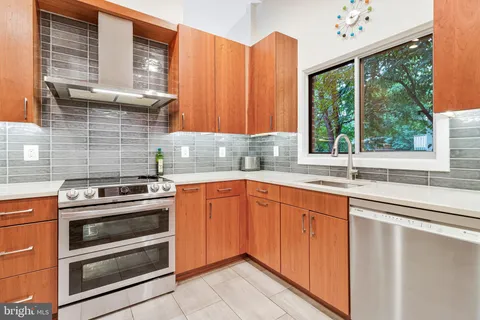 $1,495,000 | 8004 Park Overlook Drive, Bethesda, MD 20817