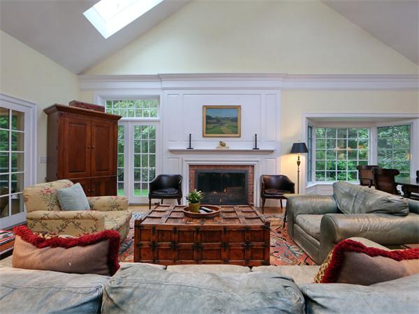 7 Lowerfield Road Weston, MA 02493 - Photo 5 of 18