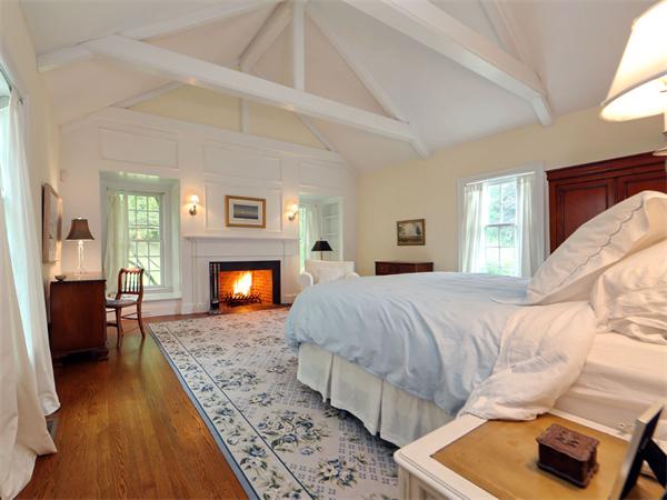 7 Lowerfield Road Weston, MA 02493 - Photo 10 of 18